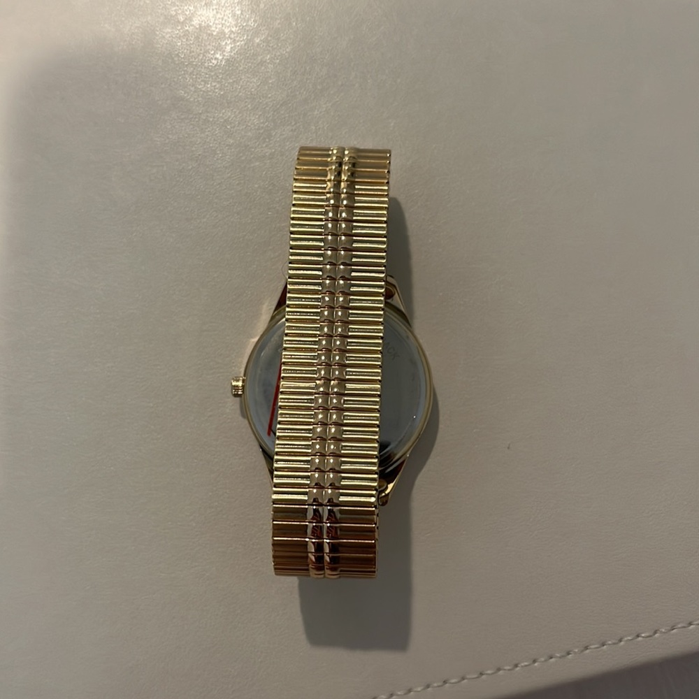 Gold Watch ASOS - Picture 3 of 3
